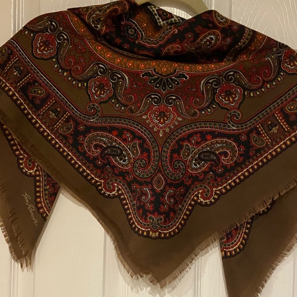 Paisley Patterned Scarf - Picture 6 of 14